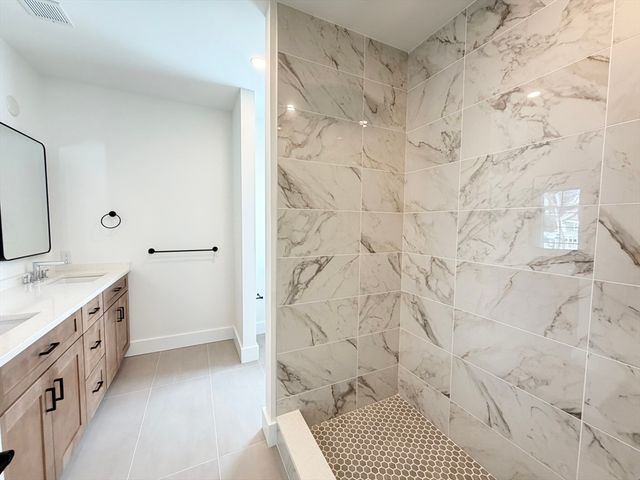 6 Elm Street 6, Newton, MA 02465