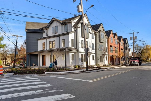 6 Elm Street 6, Newton, MA 02465