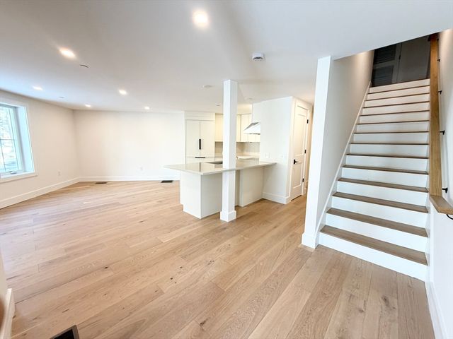 6 Elm Street 6, Newton, MA 02465