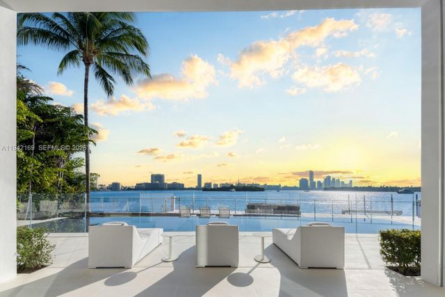 33 E Dilido Dr, Miami Beach, FL 33139