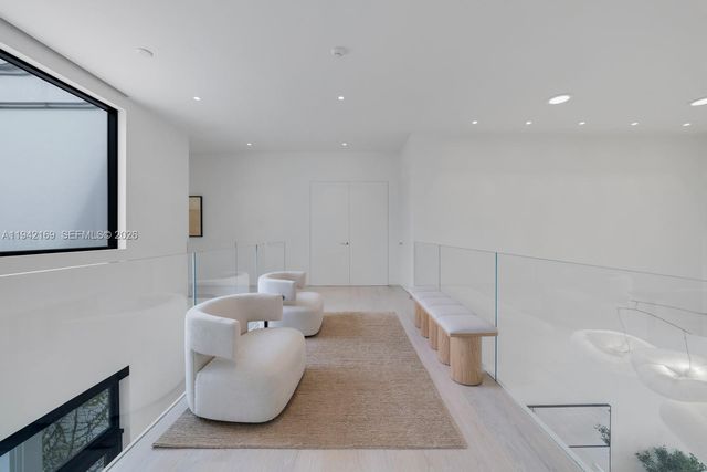 33 E Dilido Dr, Miami Beach, FL 33139