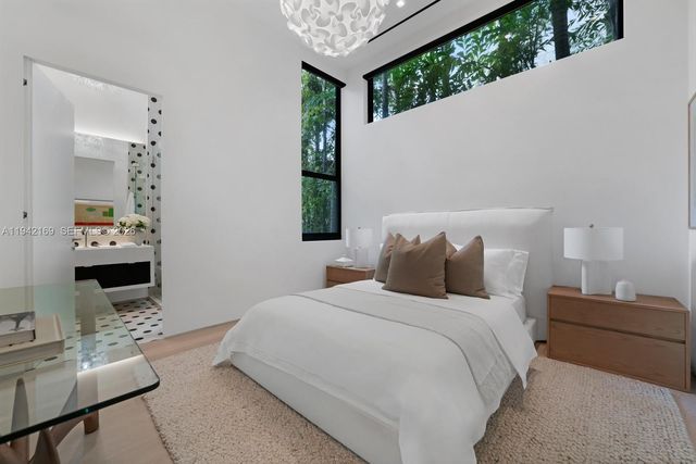 33 E Dilido Dr, Miami Beach, FL 33139