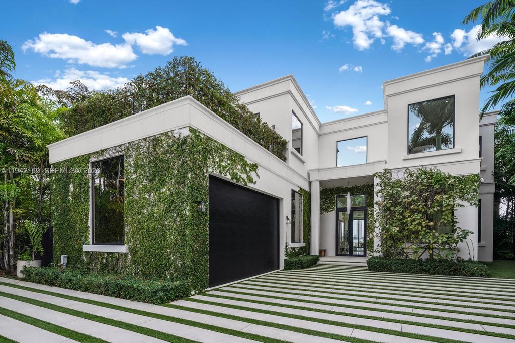 33 E Dilido Dr, Miami Beach, FL 33139