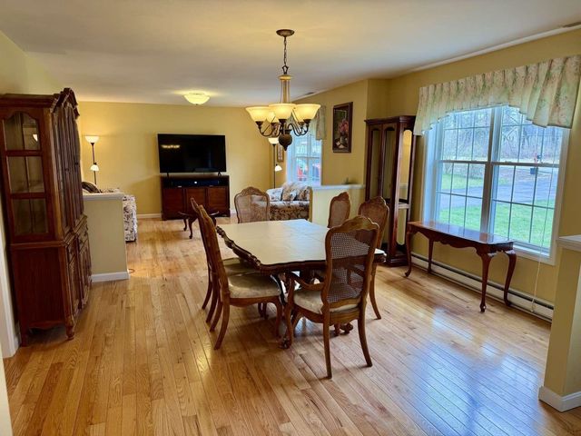 314 Mammoth Road, Londonderry, NH 03053