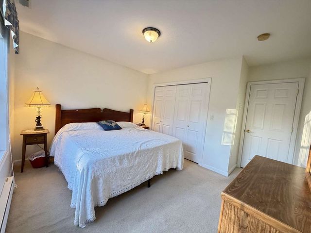 314 Mammoth Road, Londonderry, NH 03053