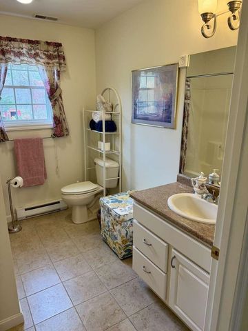 314 Mammoth Road, Londonderry, NH 03053