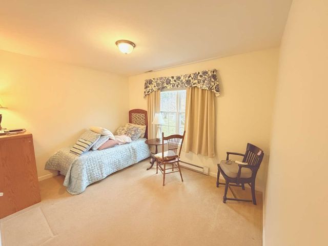 314 Mammoth Road, Londonderry, NH 03053