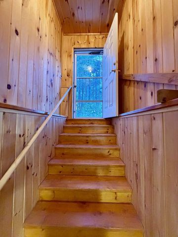 314 Mammoth Road, Londonderry, NH 03053