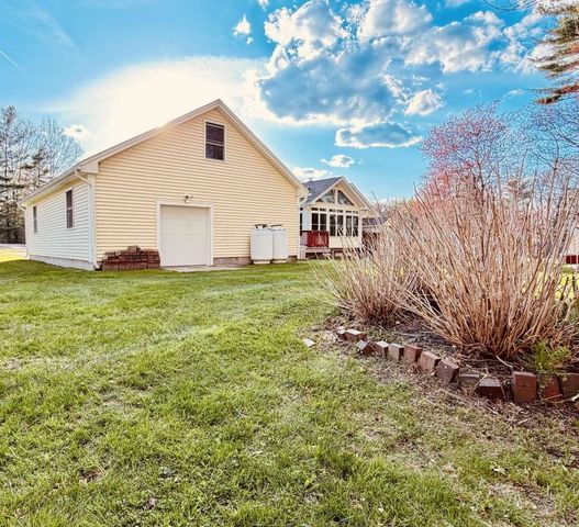 314 Mammoth Road, Londonderry, NH 03053