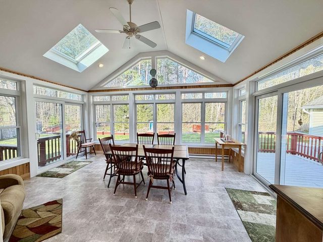 314 Mammoth Road, Londonderry, NH 03053