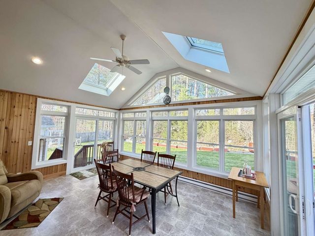 314 Mammoth Road, Londonderry, NH 03053