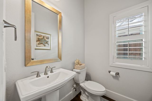 3932 Frontier Lane, Dallas, TX 75214