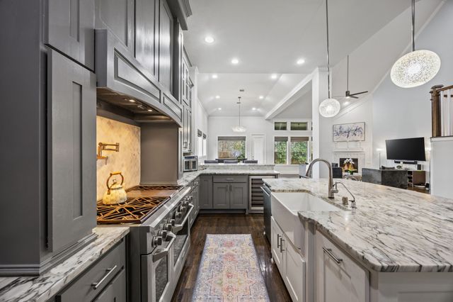 3932 Frontier Lane, Dallas, TX 75214