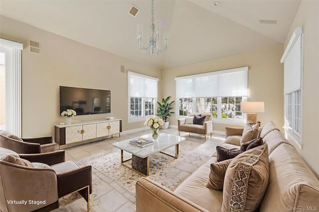 38 Stone Hill Drive S, Manhasset, NY 11030