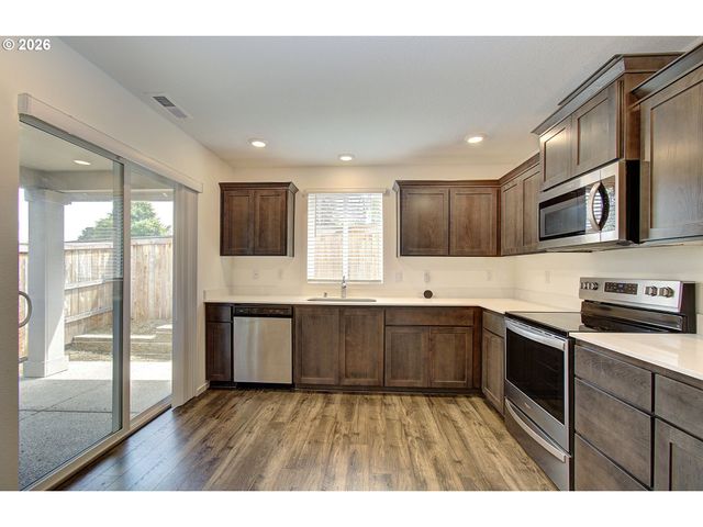 6813 Ne 121ST St, Vancouver, WA 98686