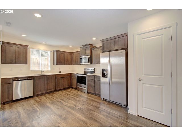 6813 Ne 121ST St, Vancouver, WA 98686
