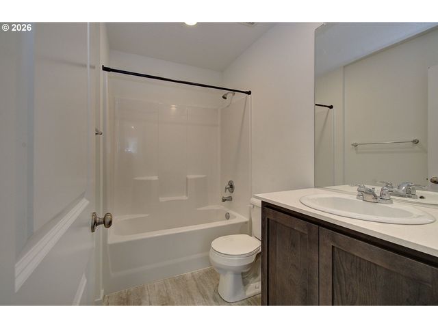 6813 Ne 121ST St, Vancouver, WA 98686