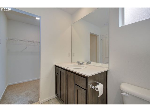 6813 Ne 121ST St, Vancouver, WA 98686