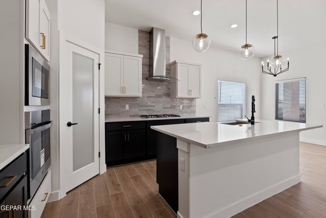 1835 CIMARRON PARK Place, El Paso, TX 79911