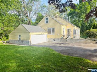 177 Forest Avenue, Paramus, NJ 07652