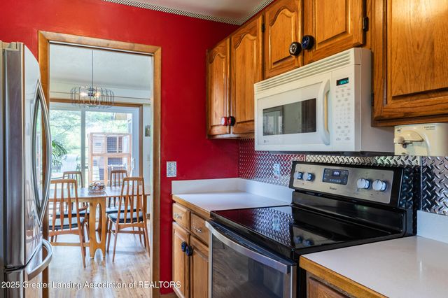 1744 Willow Creek Drive, 60, Lansing, MI 48917