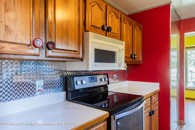 1744 Willow Creek Drive, 60, Lansing, MI 48917