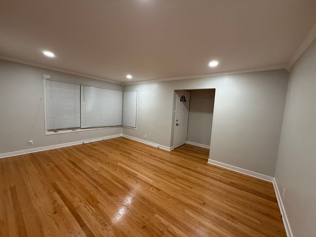 145 Rice Avenue, Bellwood, IL 60104