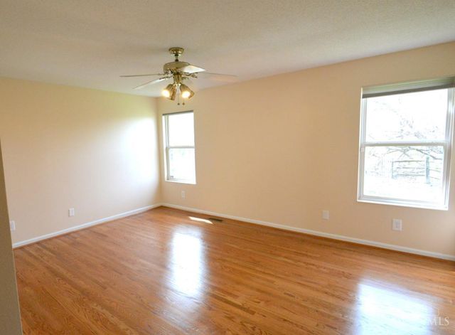 340 River Valley Dt, Fairfield, OH 45014