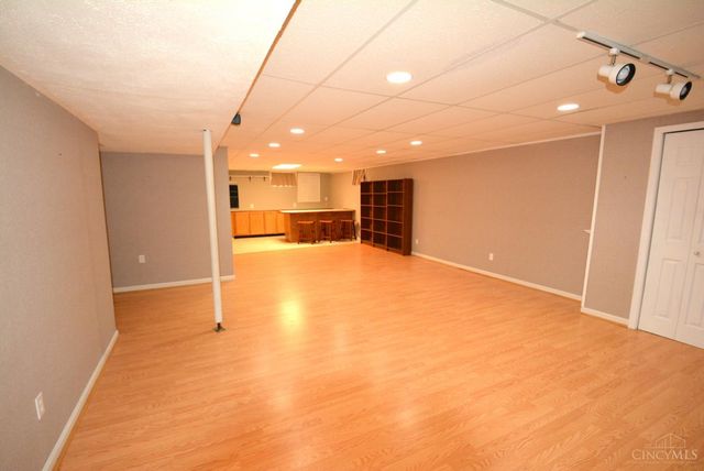 340 River Valley Dt, Fairfield, OH 45014