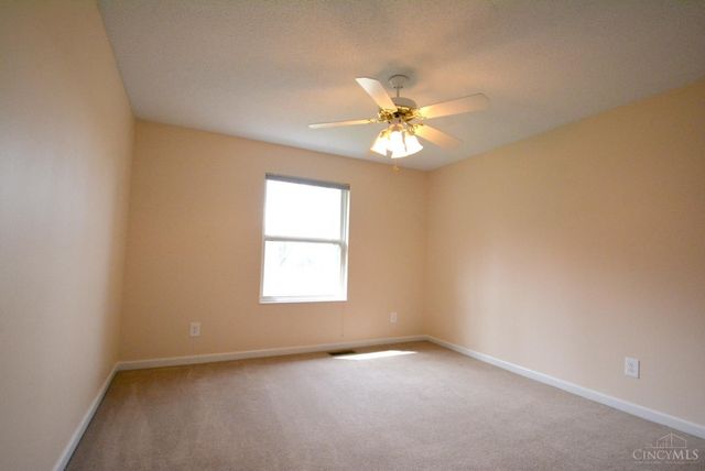 340 River Valley Dt, Fairfield, OH 45014