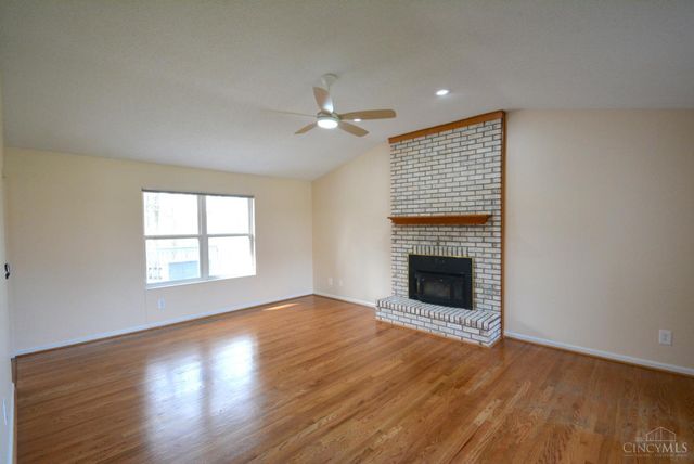 340 River Valley Dt, Fairfield, OH 45014