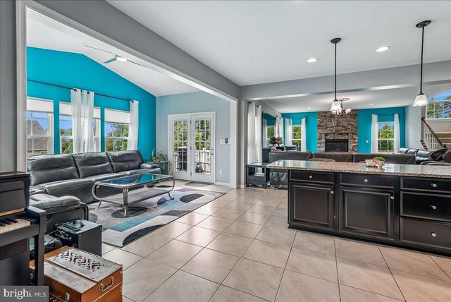 25833 SYCAMORE GROVE PL, Aldie, VA 20105