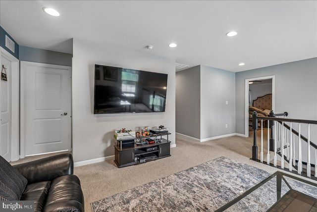 25833 SYCAMORE GROVE PL, Aldie, VA 20105