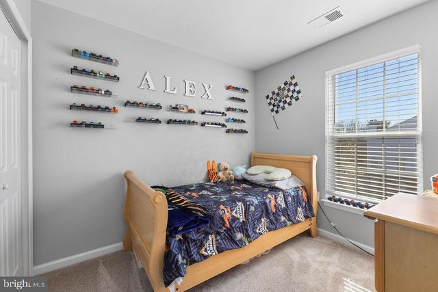 17372 LEGACY TER, Round Hill, VA 20141