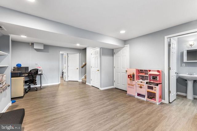 17372 LEGACY TER, Round Hill, VA 20141