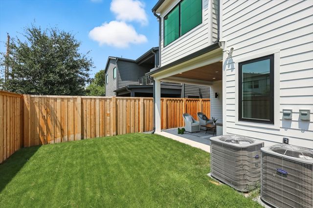 4500 Hopkins Avenue, Dallas, TX 75209