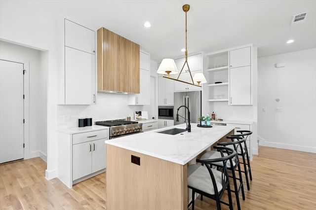 4500 Hopkins Avenue, Dallas, TX 75209