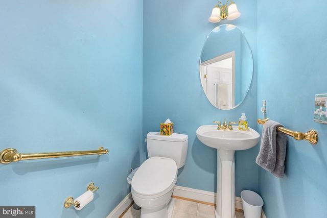 8605 LIBERTY TRL, Manassas, VA 20110
