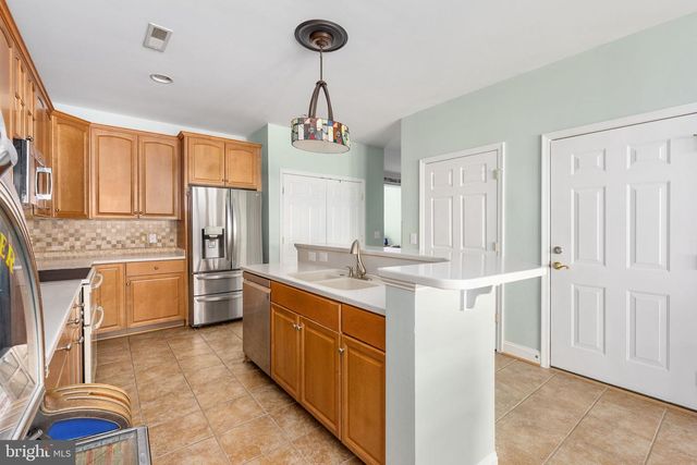 8605 LIBERTY TRL, Manassas, VA 20110