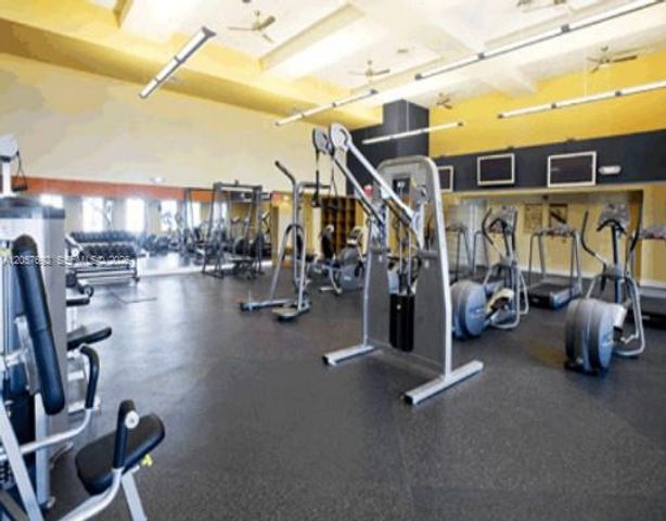 7350 SW 89th St 1603S, Miami, FL 33156