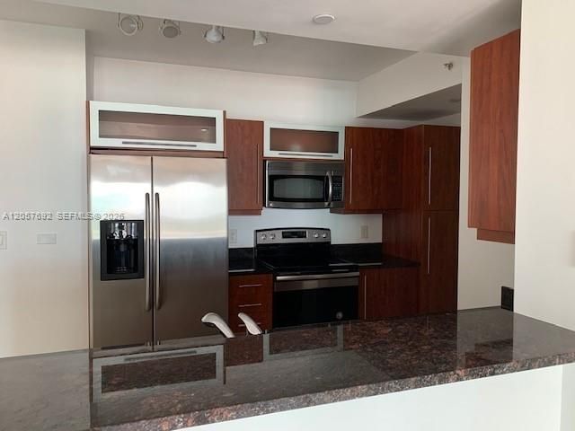 7350 SW 89th St 1603S, Miami, FL 33156