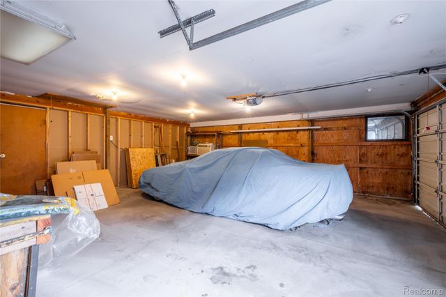 1270 W Oregon Street, Lapeer, MI 48446