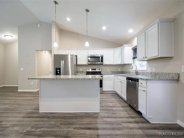 7488 SW 204th Avenue, Dunnellon, FL 34431