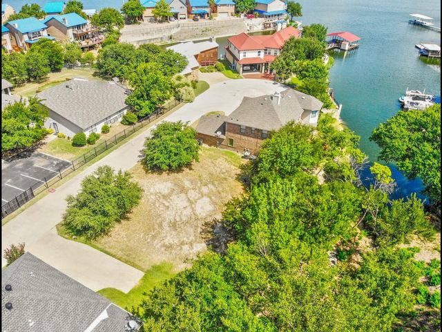 7904 Club Court, Fort Worth, TX 76179