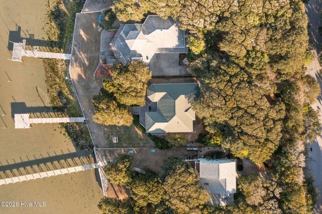 1206 Timber Trail, Emerald Isle, NC 28594