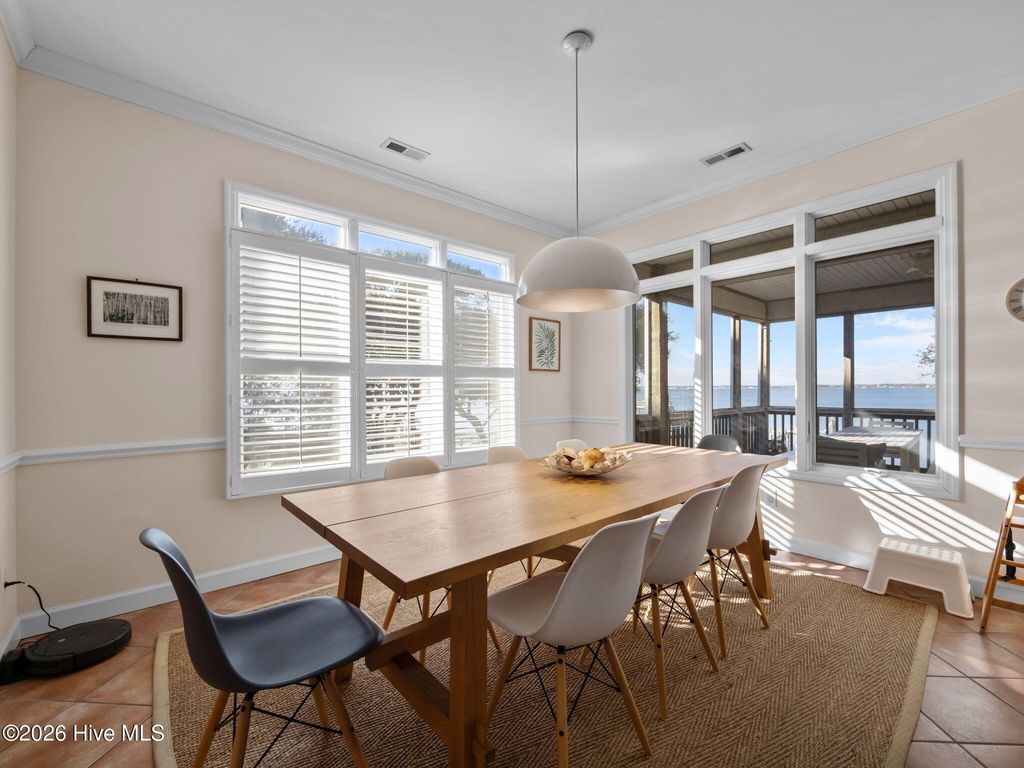 Image 11 of property listing at 1206 Timber Trail, Emerald Isle, NC 28594