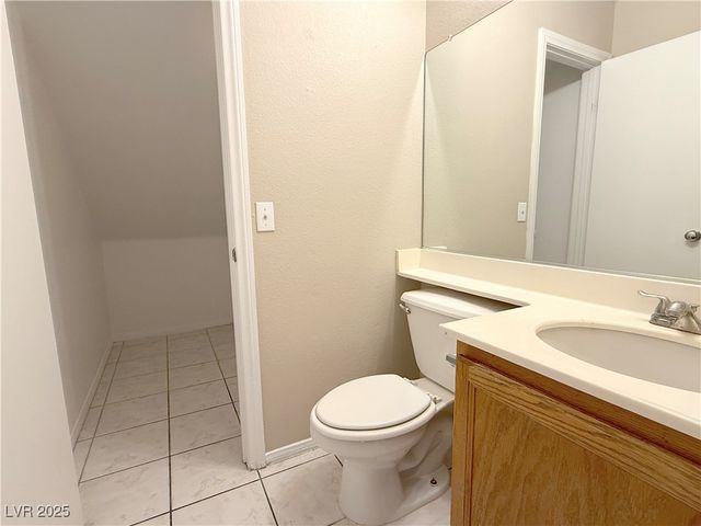 8182 Kentshire Drive, Las Vegas, NV 89117