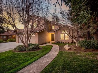 2525 Palo Alto Avenue, Clovis, CA 93611
