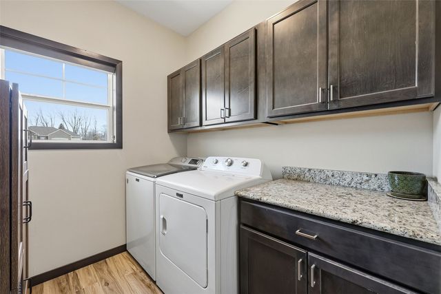 317 Wolfe Lane NE A, Mt Vernon, IA 52314