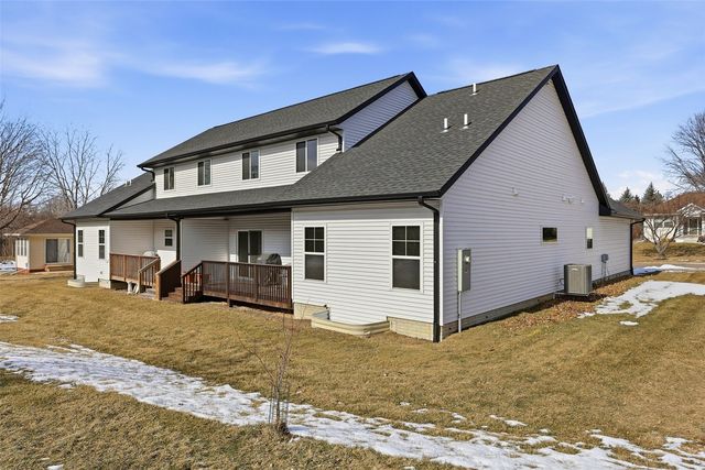 317 Wolfe Lane NE A, Mt Vernon, IA 52314